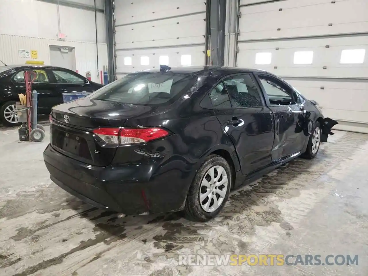 4 Photograph of a damaged car 5YFEPRAE4LP093793 TOYOTA COROLLA 2020