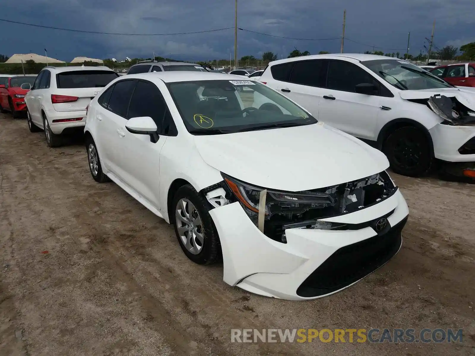 1 Photograph of a damaged car 5YFEPRAE4LP094586 TOYOTA COROLLA 2020