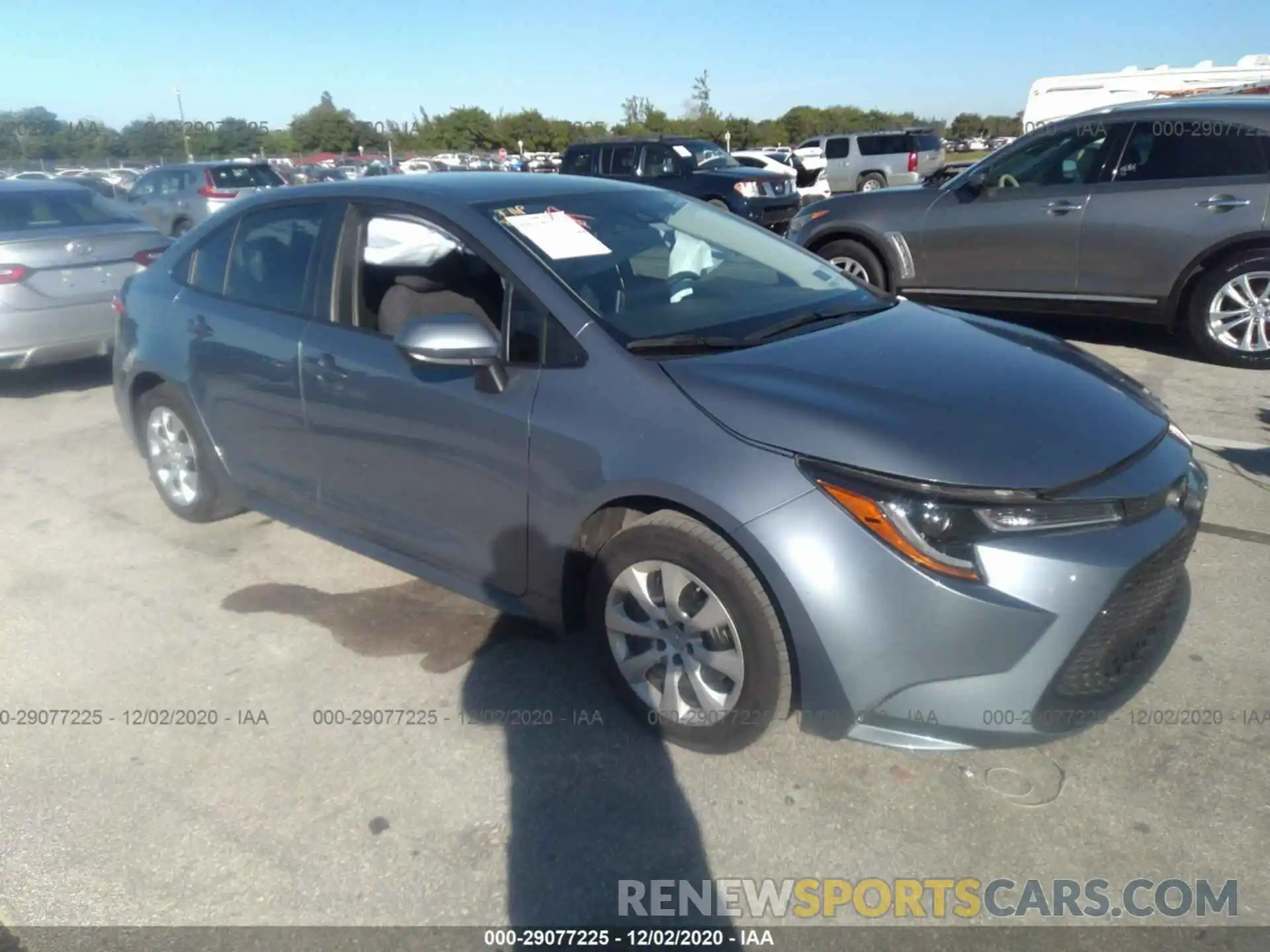 1 Photograph of a damaged car 5YFEPRAE4LP094605 TOYOTA COROLLA 2020