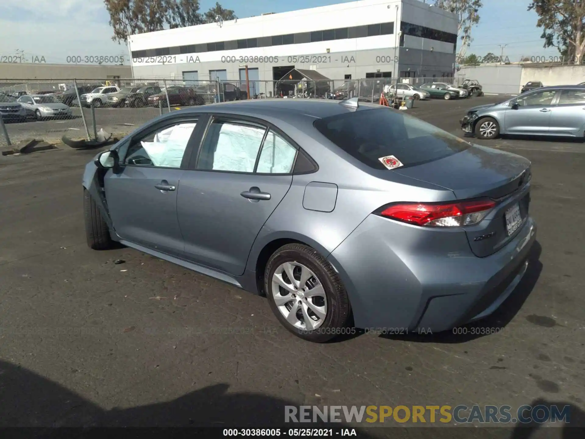 3 Photograph of a damaged car 5YFEPRAE4LP095236 TOYOTA COROLLA 2020