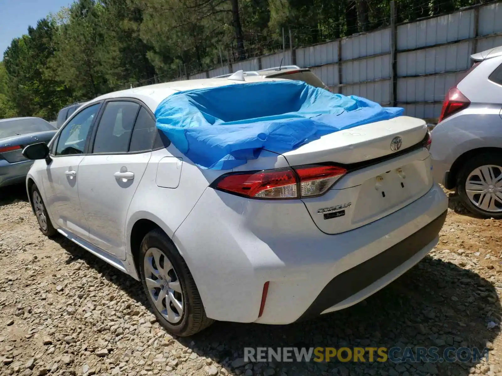 3 Photograph of a damaged car 5YFEPRAE4LP095558 TOYOTA COROLLA 2020