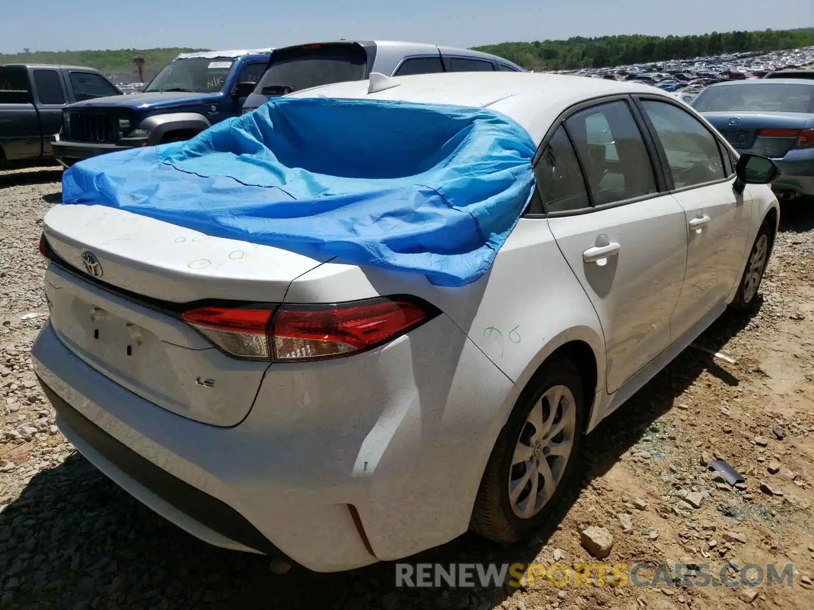 4 Photograph of a damaged car 5YFEPRAE4LP095558 TOYOTA COROLLA 2020