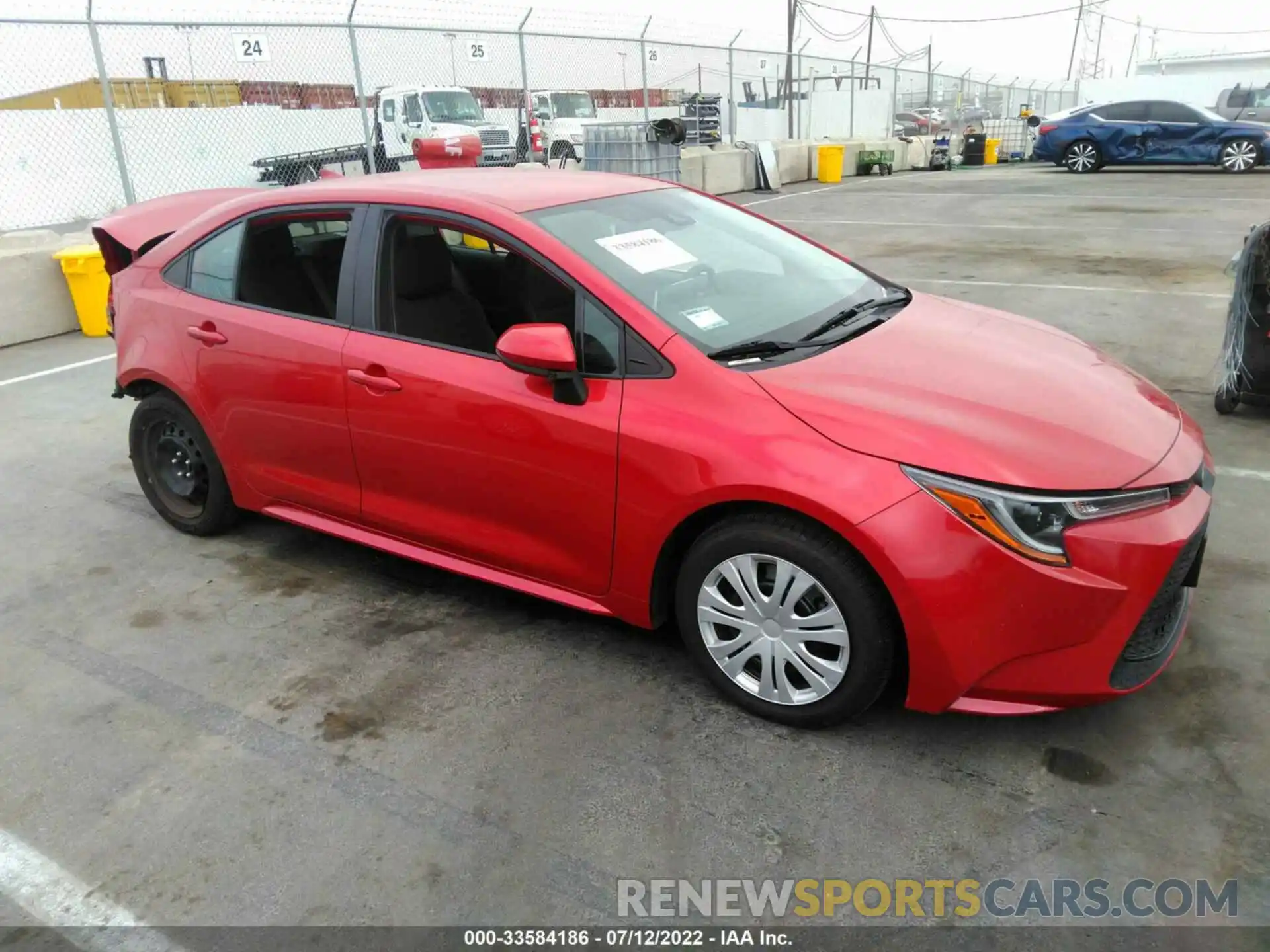 1 Photograph of a damaged car 5YFEPRAE4LP096046 TOYOTA COROLLA 2020