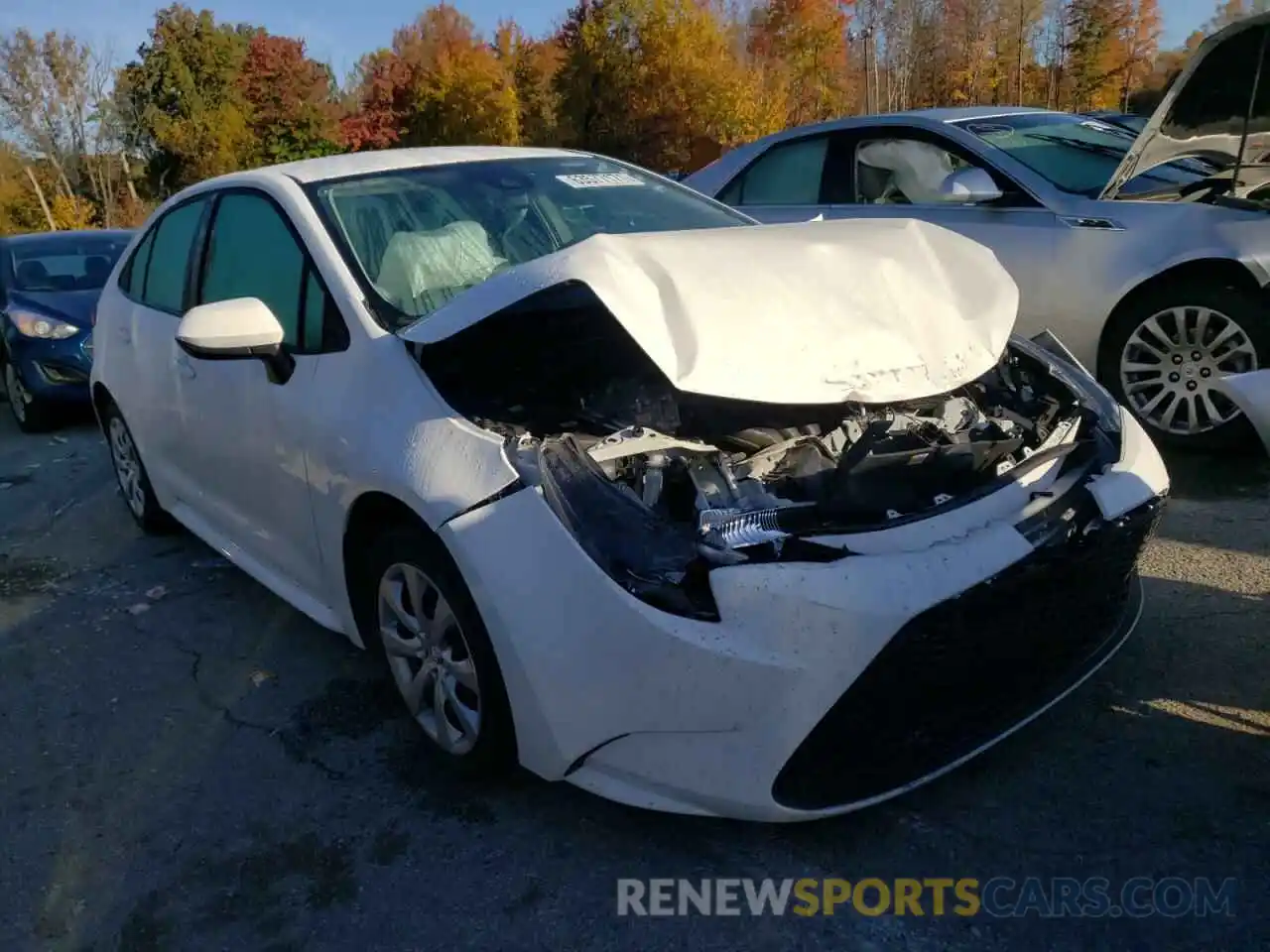 1 Photograph of a damaged car 5YFEPRAE4LP096158 TOYOTA COROLLA 2020