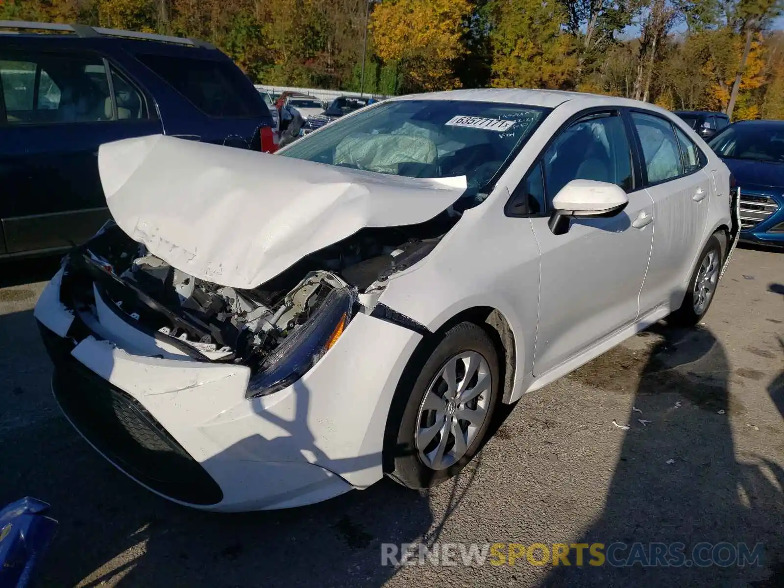 2 Photograph of a damaged car 5YFEPRAE4LP096158 TOYOTA COROLLA 2020