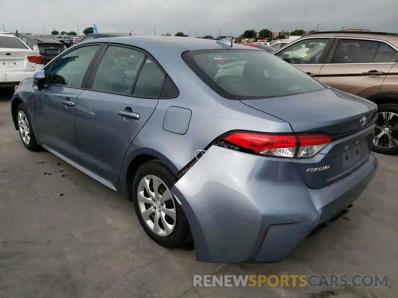 3 Photograph of a damaged car 5YFEPRAE4LP096600 TOYOTA COROLLA 2020