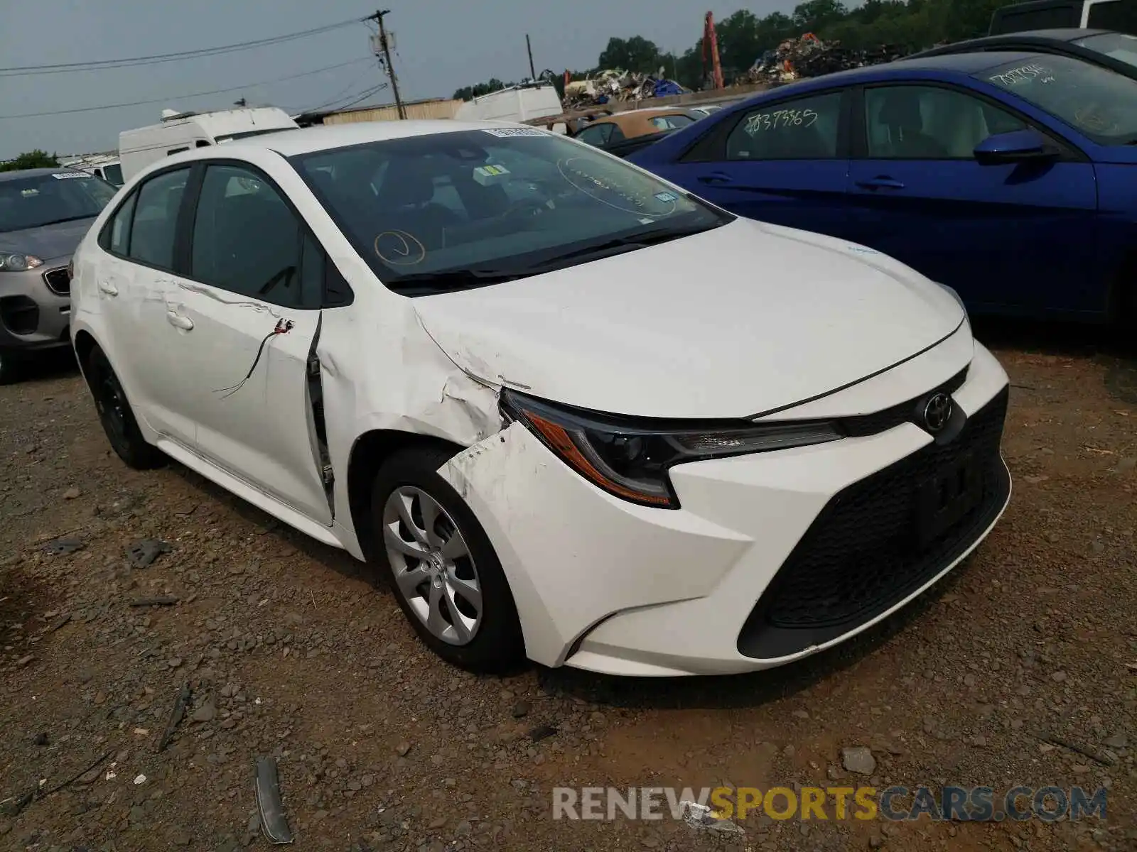 1 Photograph of a damaged car 5YFEPRAE4LP096645 TOYOTA COROLLA 2020