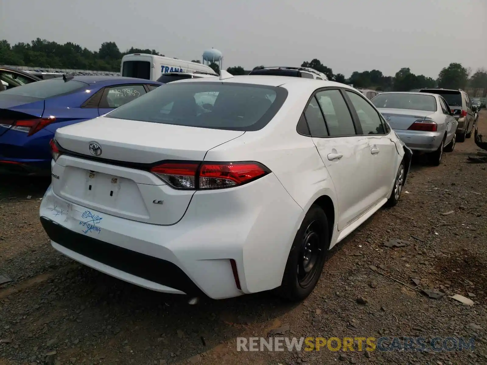 4 Photograph of a damaged car 5YFEPRAE4LP096645 TOYOTA COROLLA 2020