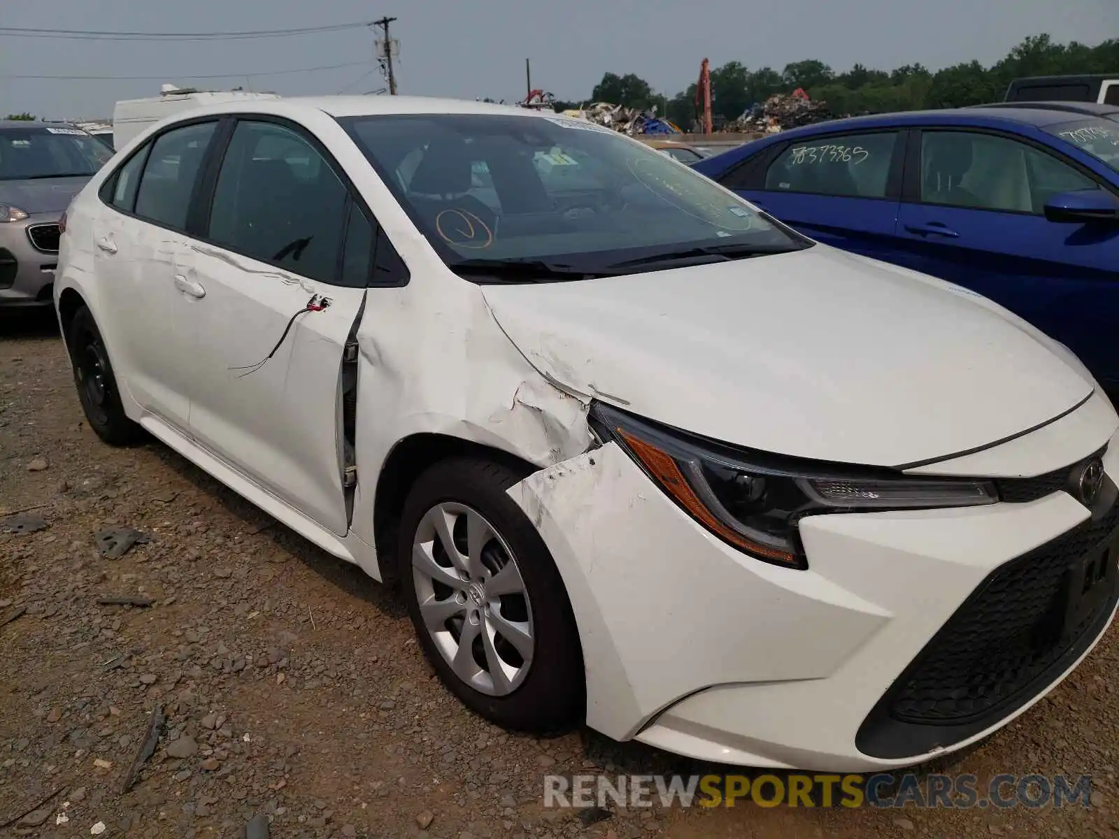 9 Photograph of a damaged car 5YFEPRAE4LP096645 TOYOTA COROLLA 2020