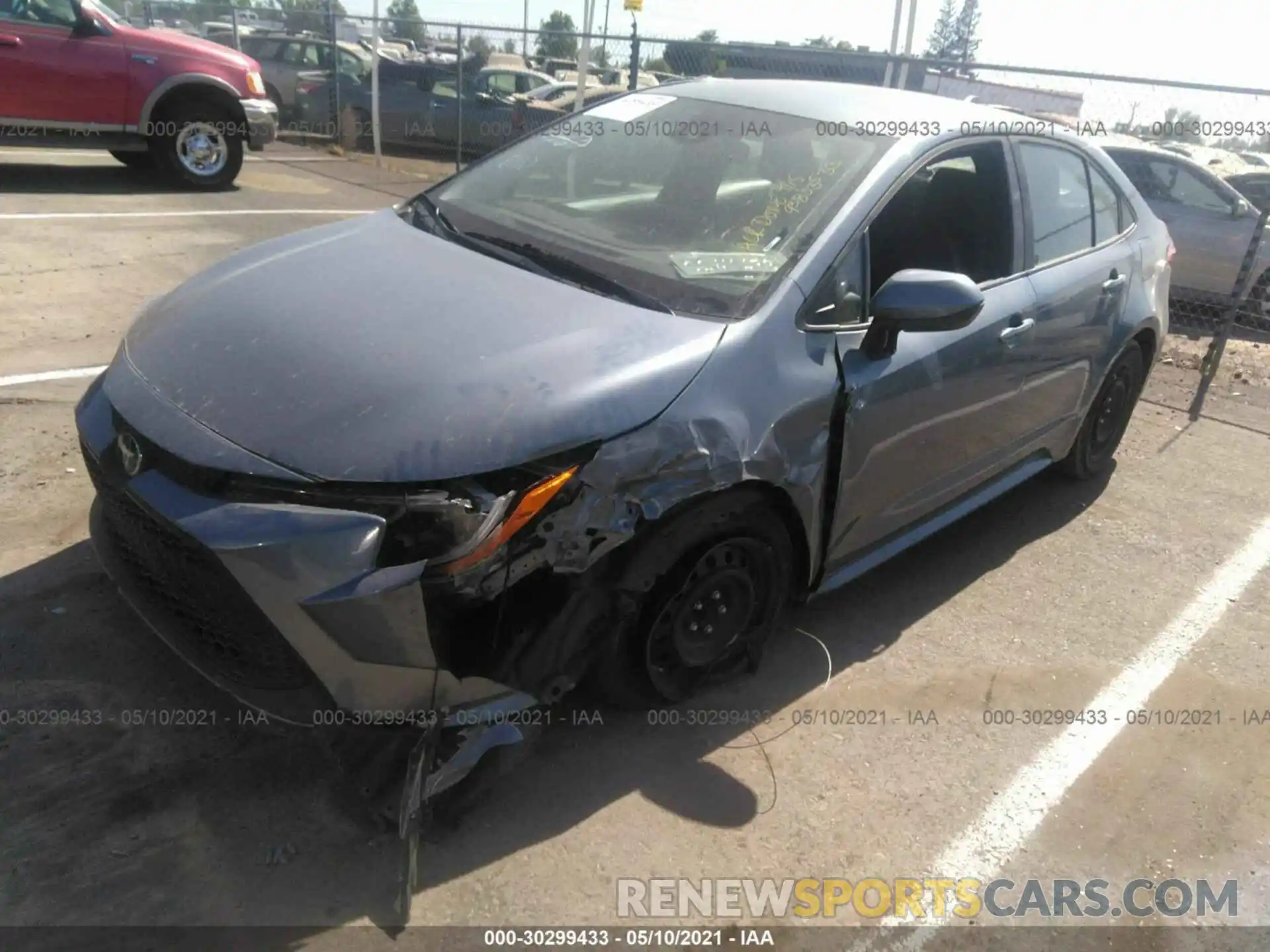 2 Photograph of a damaged car 5YFEPRAE4LP097567 TOYOTA COROLLA 2020