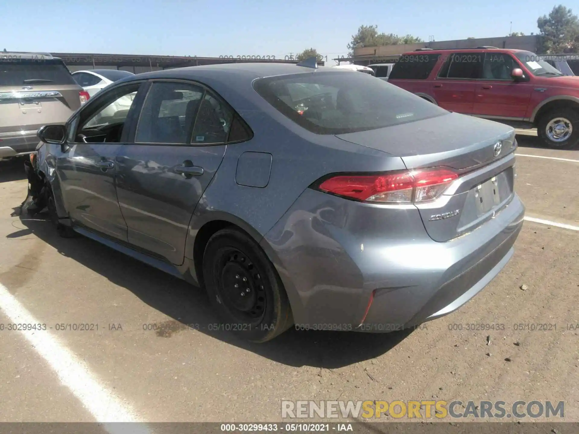 3 Photograph of a damaged car 5YFEPRAE4LP097567 TOYOTA COROLLA 2020