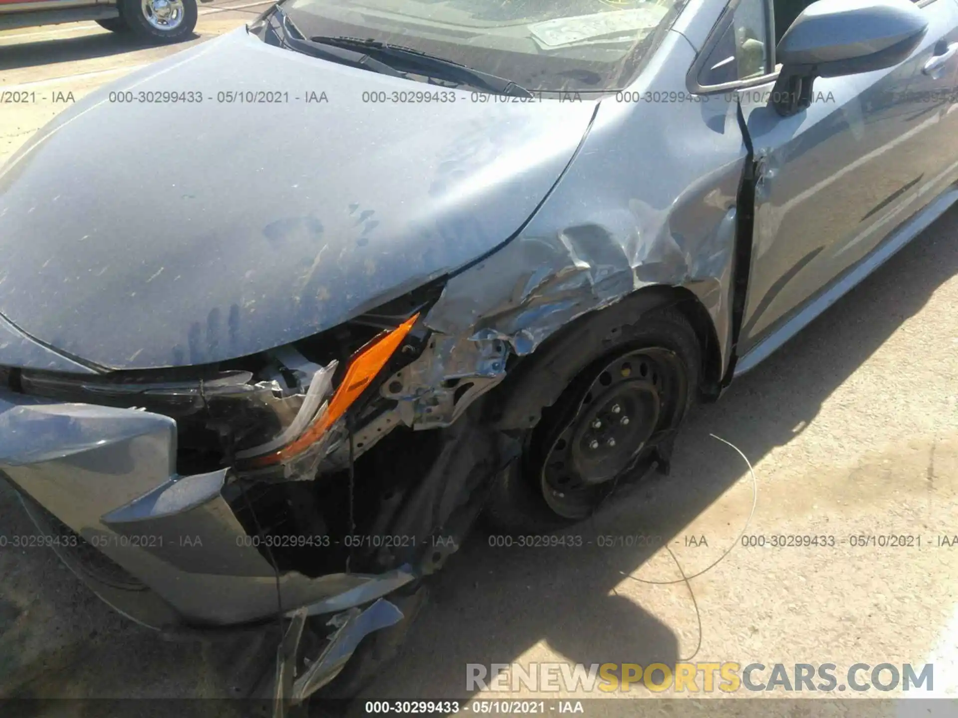 6 Photograph of a damaged car 5YFEPRAE4LP097567 TOYOTA COROLLA 2020