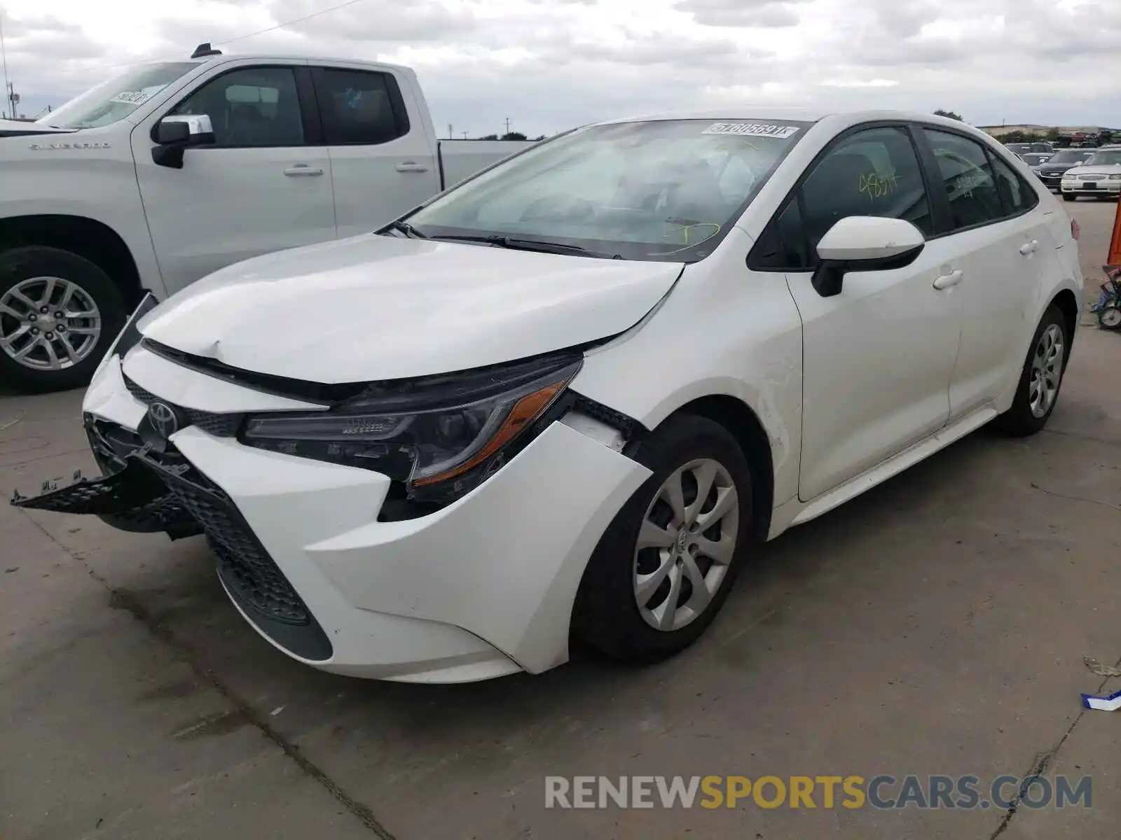 2 Photograph of a damaged car 5YFEPRAE4LP098220 TOYOTA COROLLA 2020