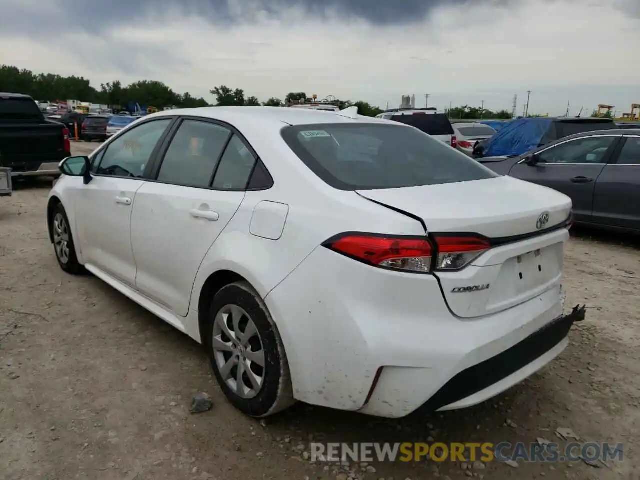 3 Photograph of a damaged car 5YFEPRAE4LP098525 TOYOTA COROLLA 2020