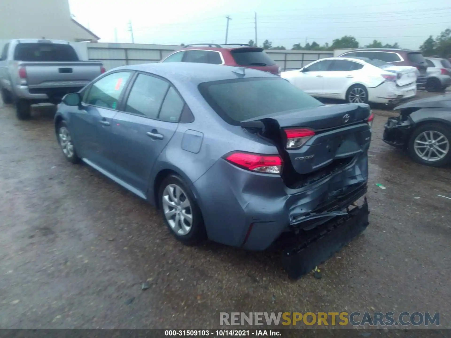 3 Photograph of a damaged car 5YFEPRAE4LP098587 TOYOTA COROLLA 2020