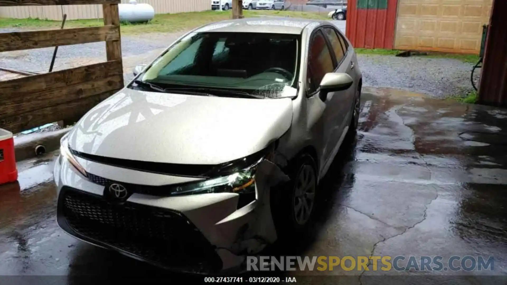 2 Photograph of a damaged car 5YFEPRAE4LP098640 TOYOTA COROLLA 2020