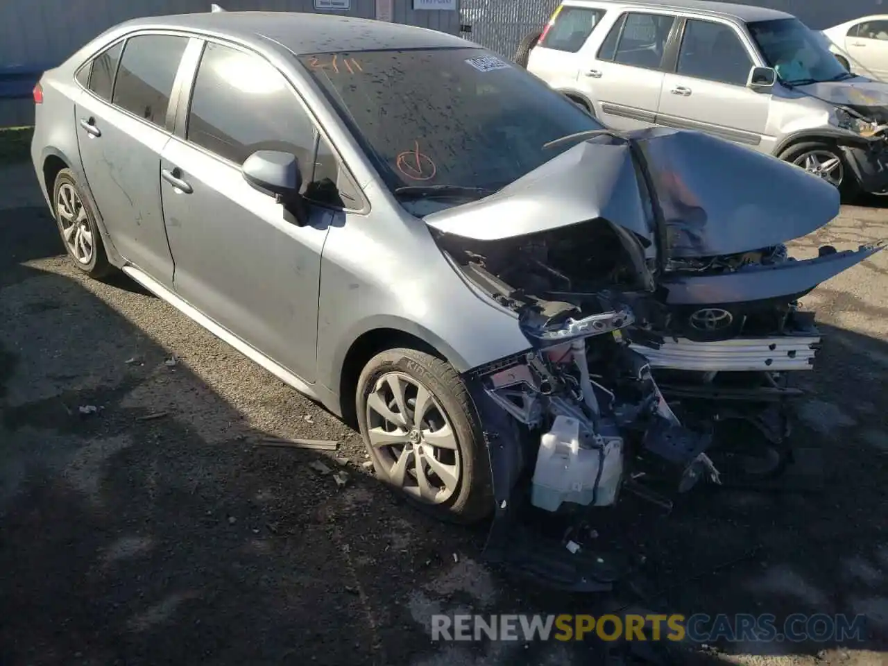 1 Photograph of a damaged car 5YFEPRAE4LP099531 TOYOTA COROLLA 2020