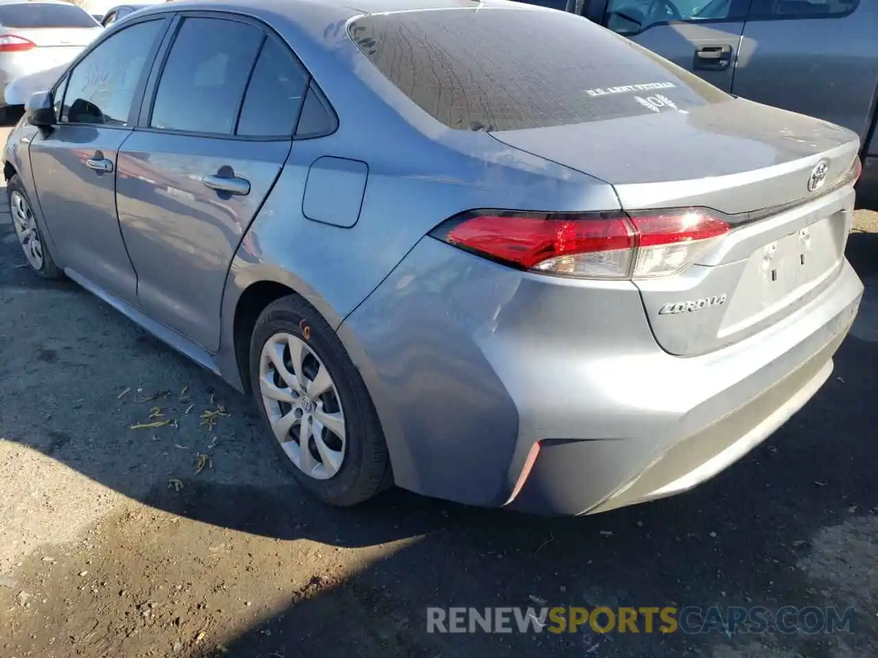 3 Photograph of a damaged car 5YFEPRAE4LP099531 TOYOTA COROLLA 2020