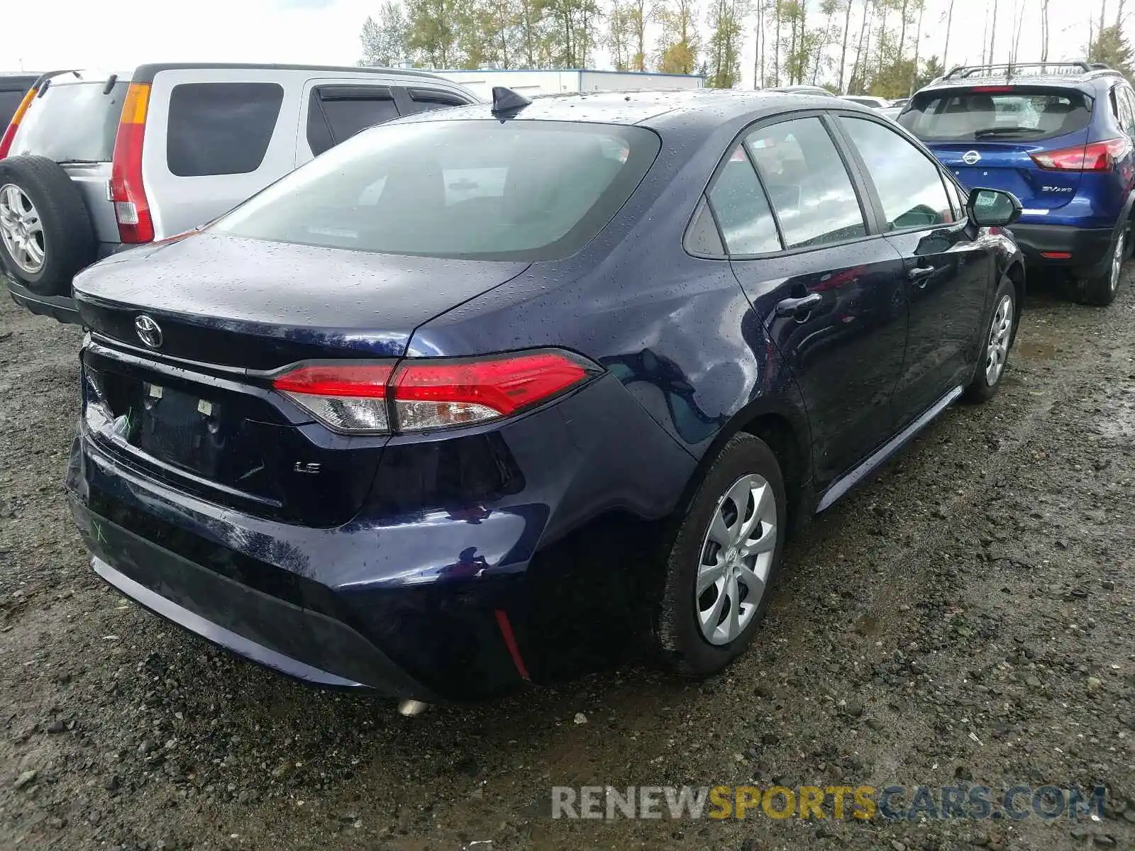 4 Photograph of a damaged car 5YFEPRAE4LP100127 TOYOTA COROLLA 2020