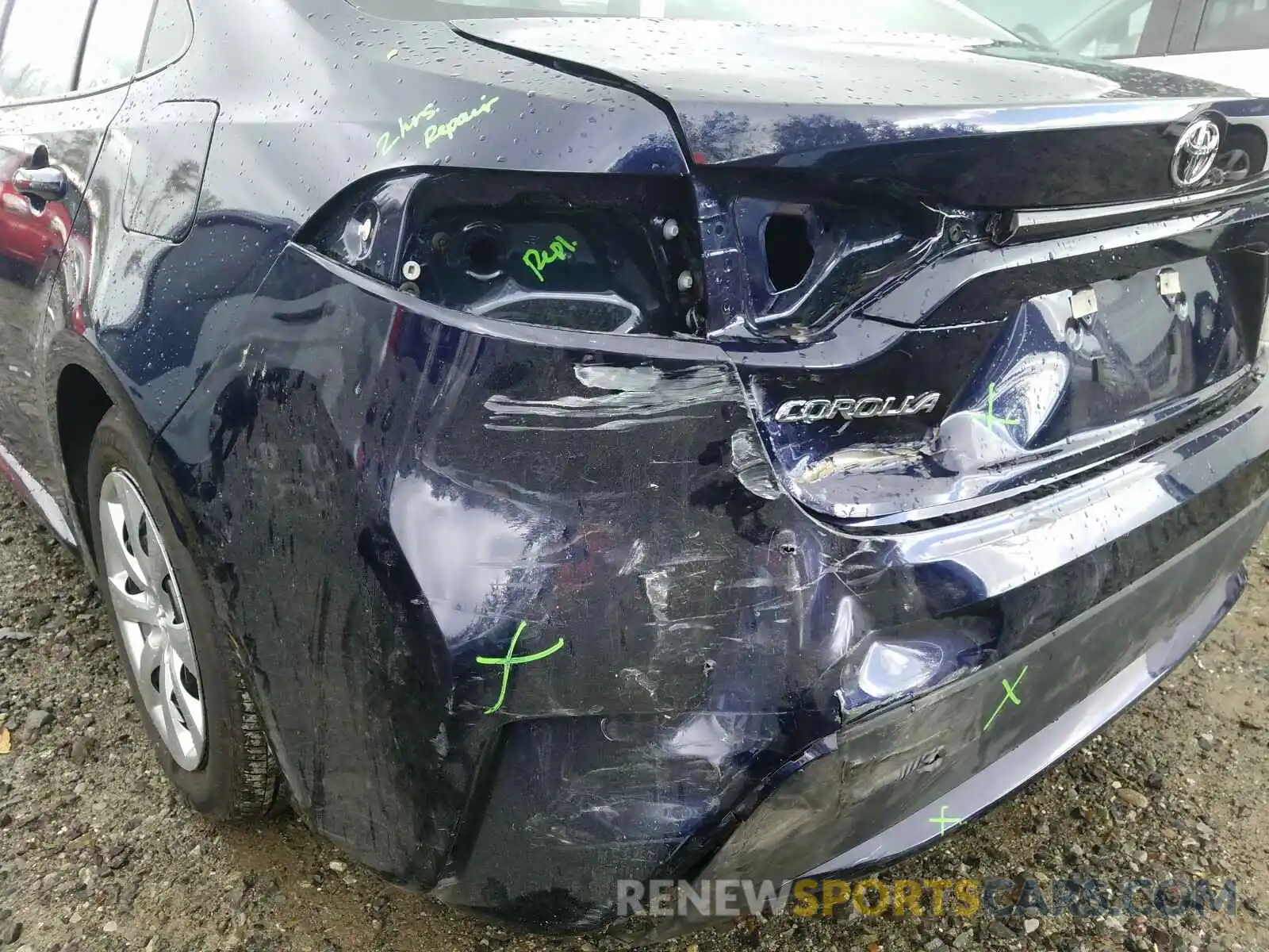 9 Photograph of a damaged car 5YFEPRAE4LP100127 TOYOTA COROLLA 2020