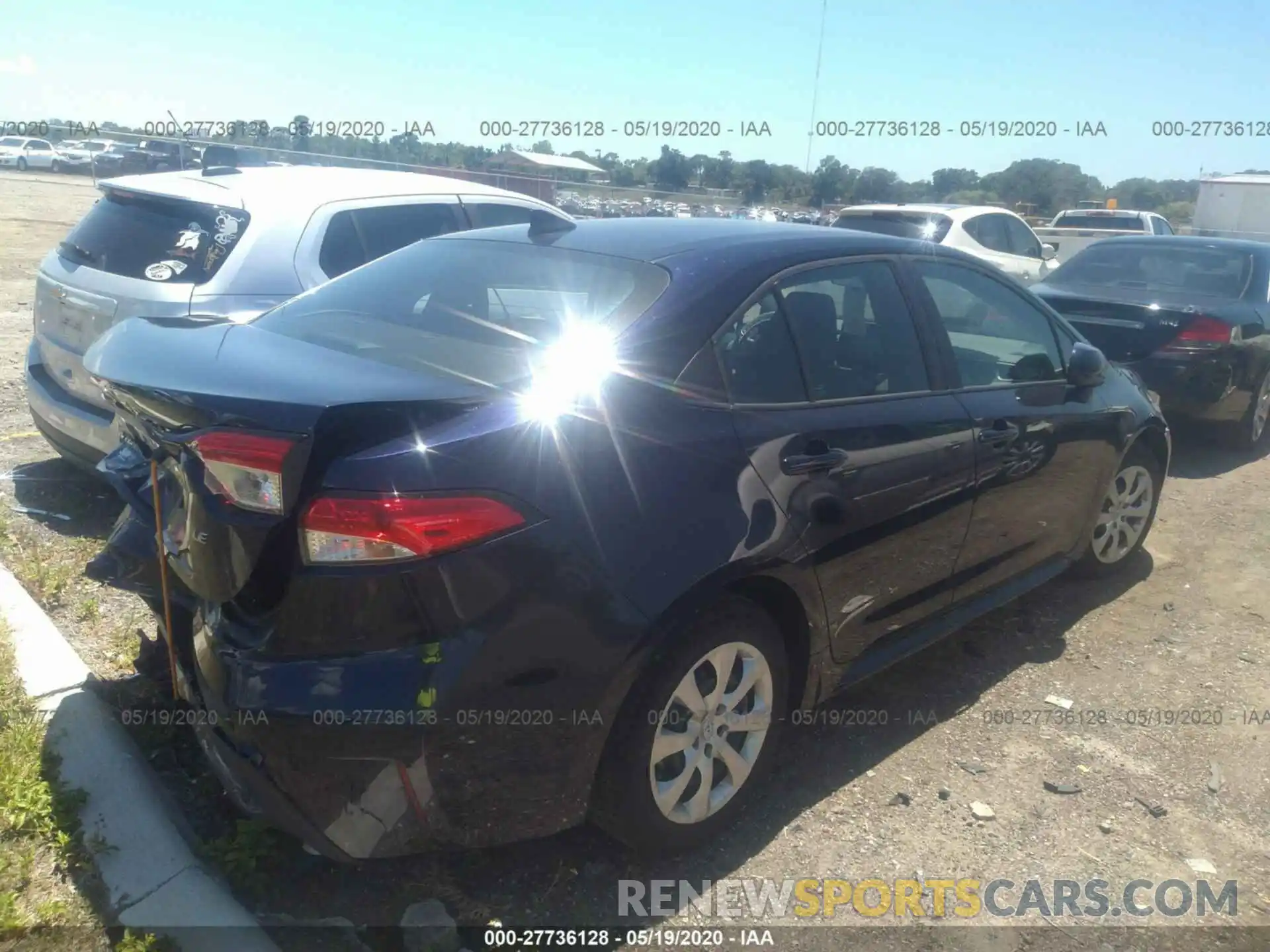 4 Photograph of a damaged car 5YFEPRAE4LP100368 TOYOTA COROLLA 2020