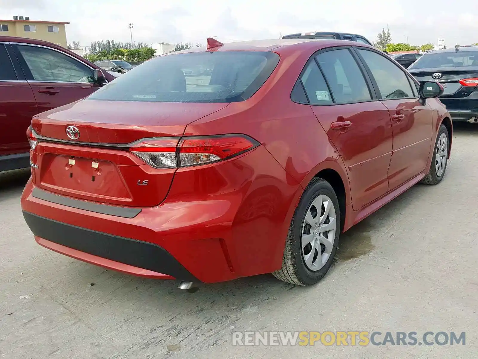 4 Photograph of a damaged car 5YFEPRAE4LP100547 TOYOTA COROLLA 2020