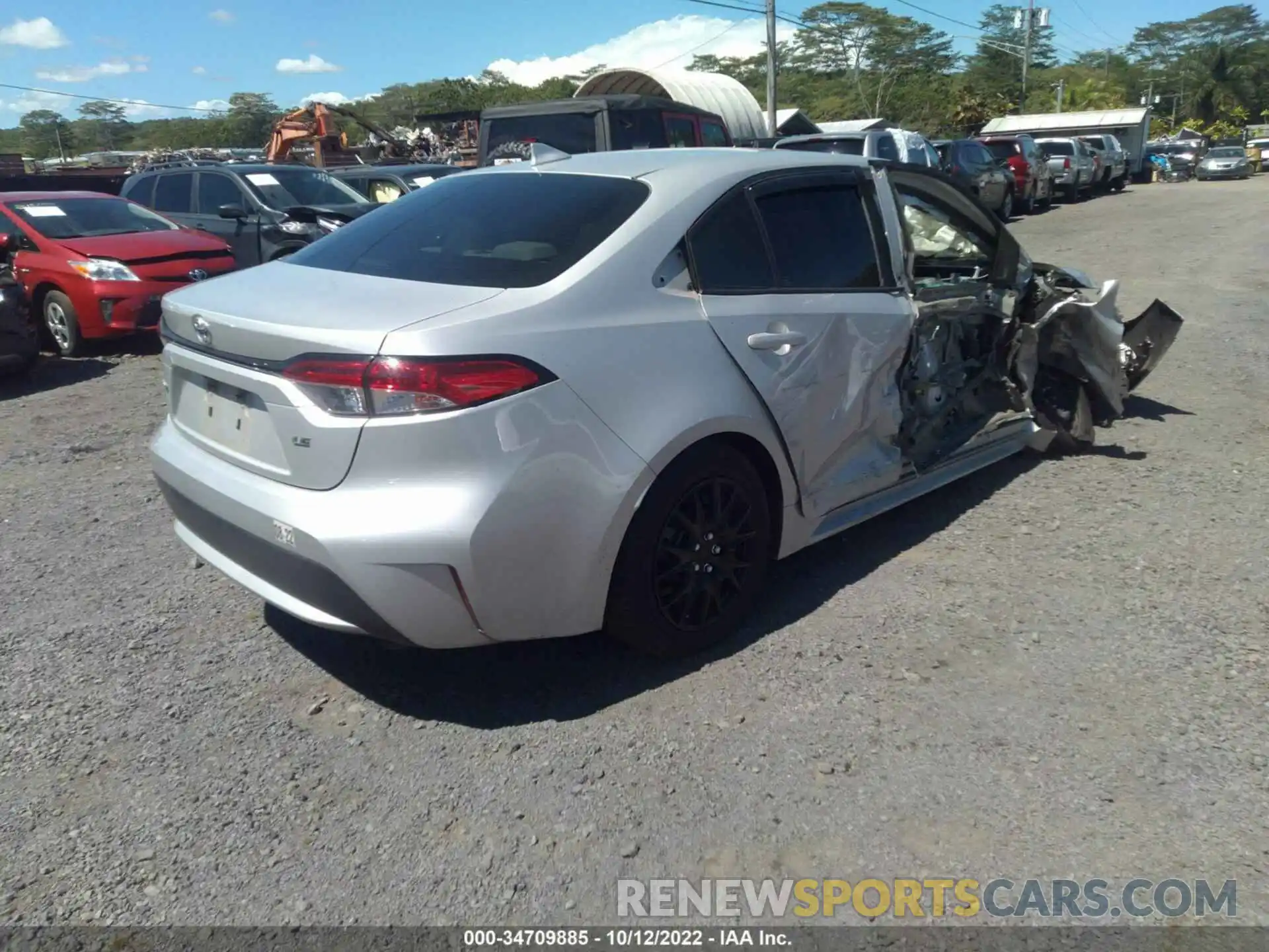 4 Photograph of a damaged car 5YFEPRAE4LP101021 TOYOTA COROLLA 2020