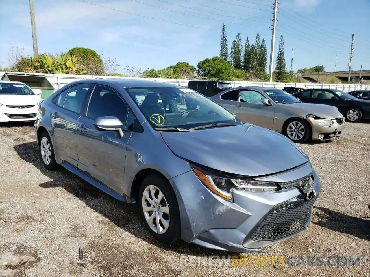 1 Photograph of a damaged car 5YFEPRAE4LP101469 TOYOTA COROLLA 2020