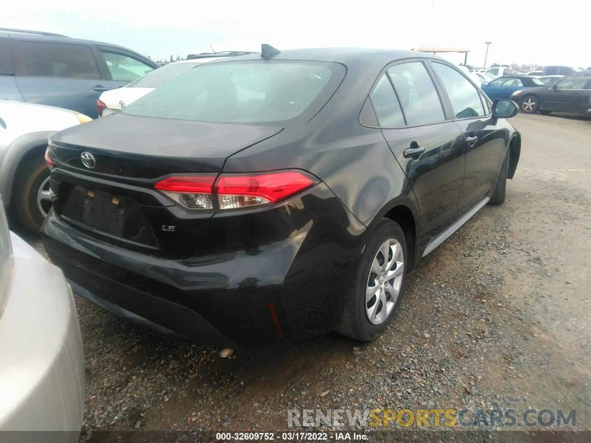 4 Photograph of a damaged car 5YFEPRAE4LP102007 TOYOTA COROLLA 2020