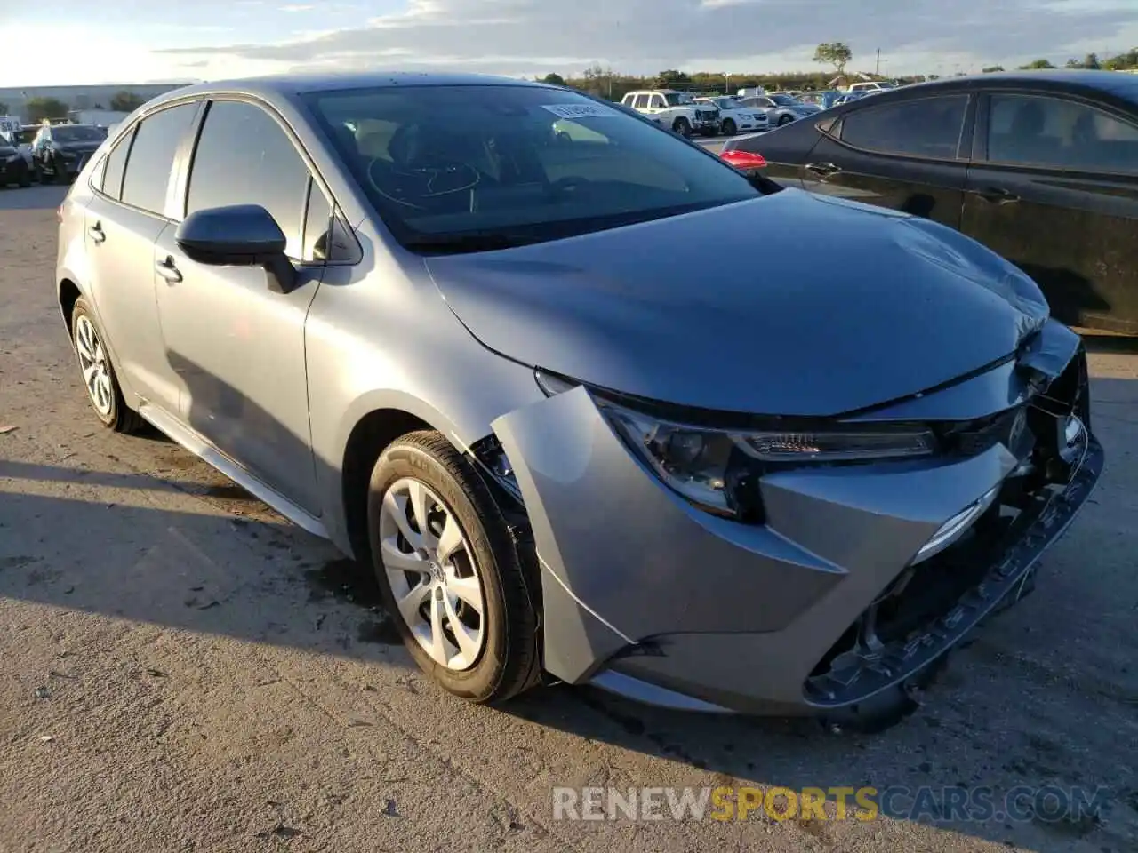 1 Photograph of a damaged car 5YFEPRAE4LP102556 TOYOTA COROLLA 2020