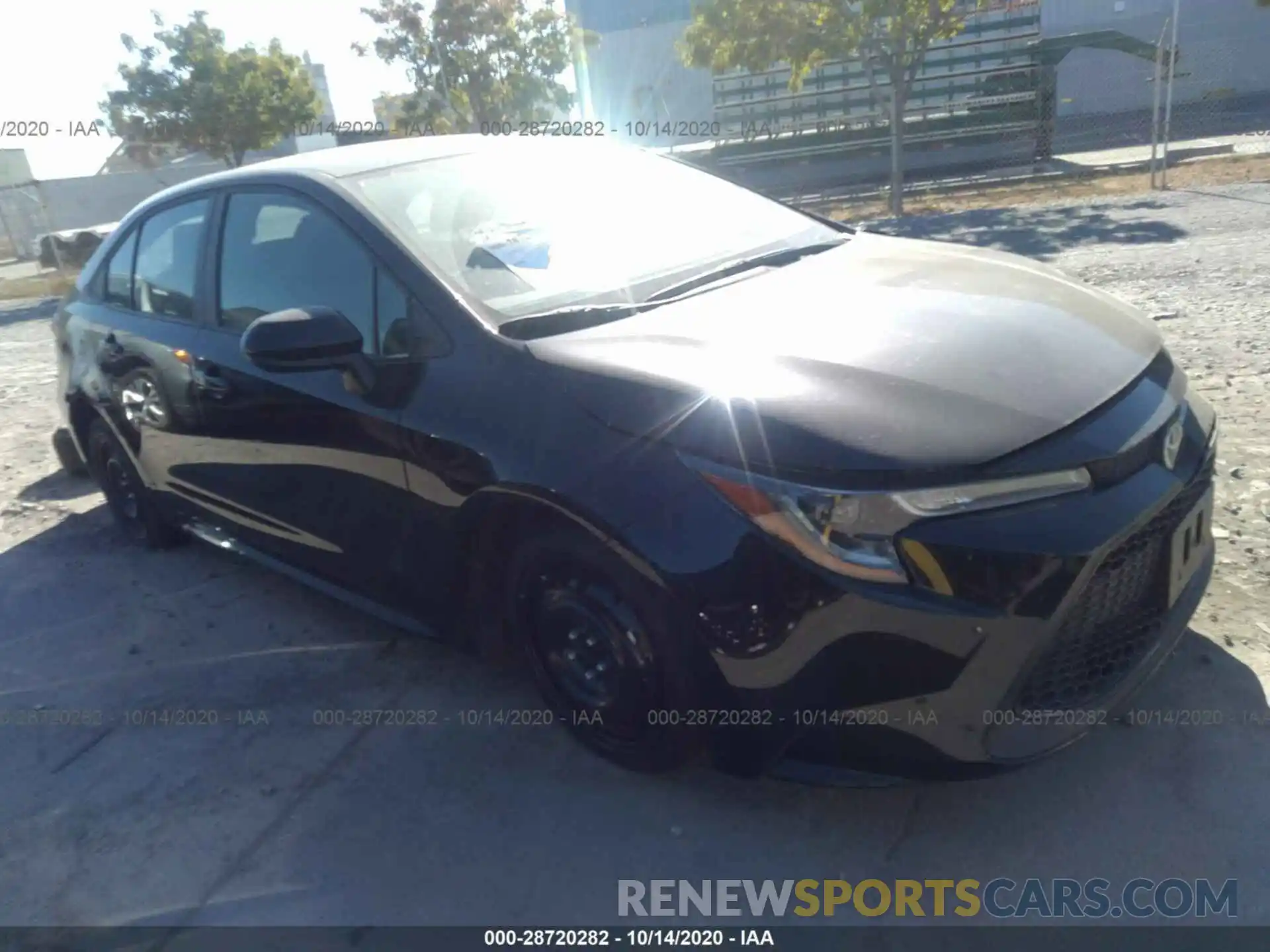 1 Photograph of a damaged car 5YFEPRAE4LP102590 TOYOTA COROLLA 2020