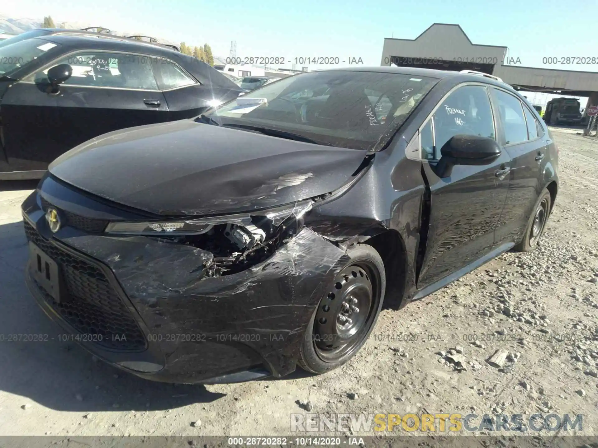 2 Photograph of a damaged car 5YFEPRAE4LP102590 TOYOTA COROLLA 2020