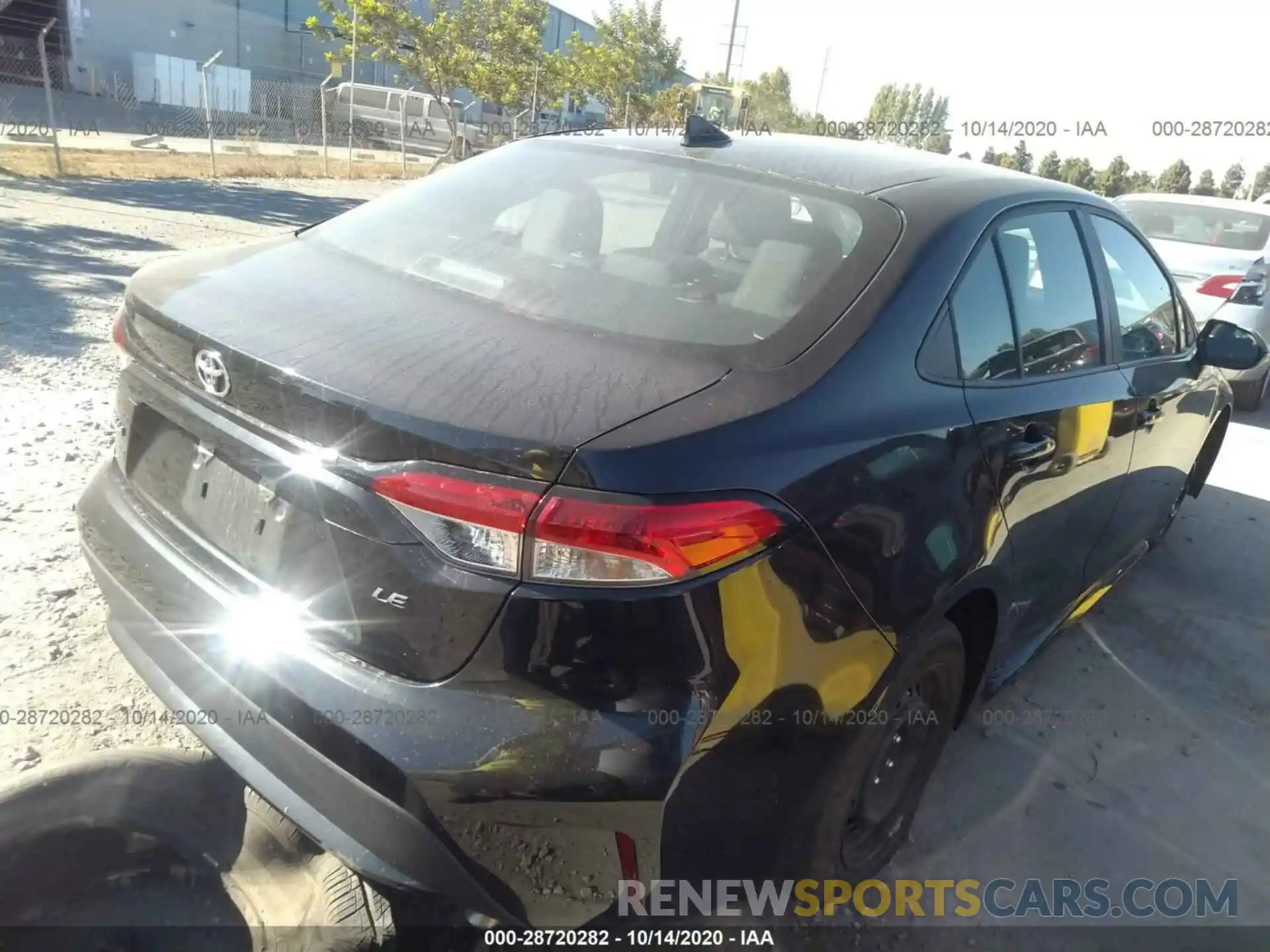 4 Photograph of a damaged car 5YFEPRAE4LP102590 TOYOTA COROLLA 2020