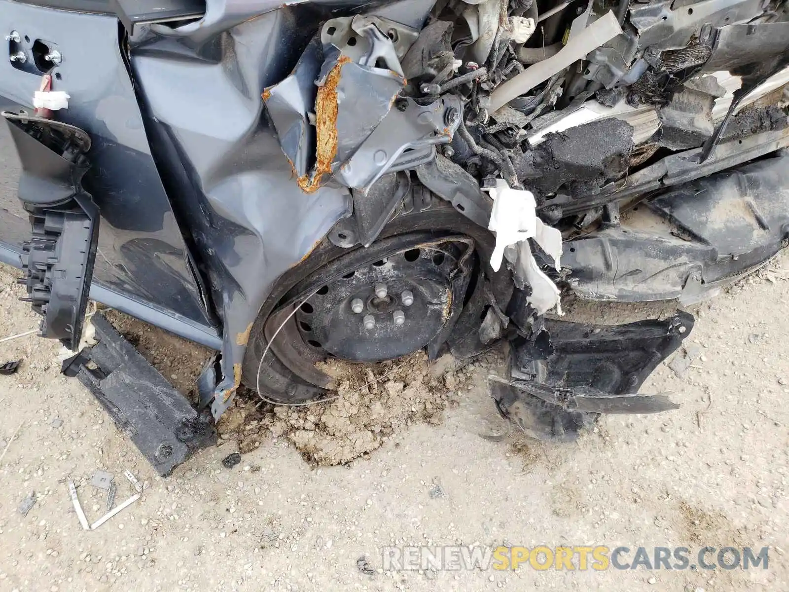 9 Photograph of a damaged car 5YFEPRAE4LP103349 TOYOTA COROLLA 2020