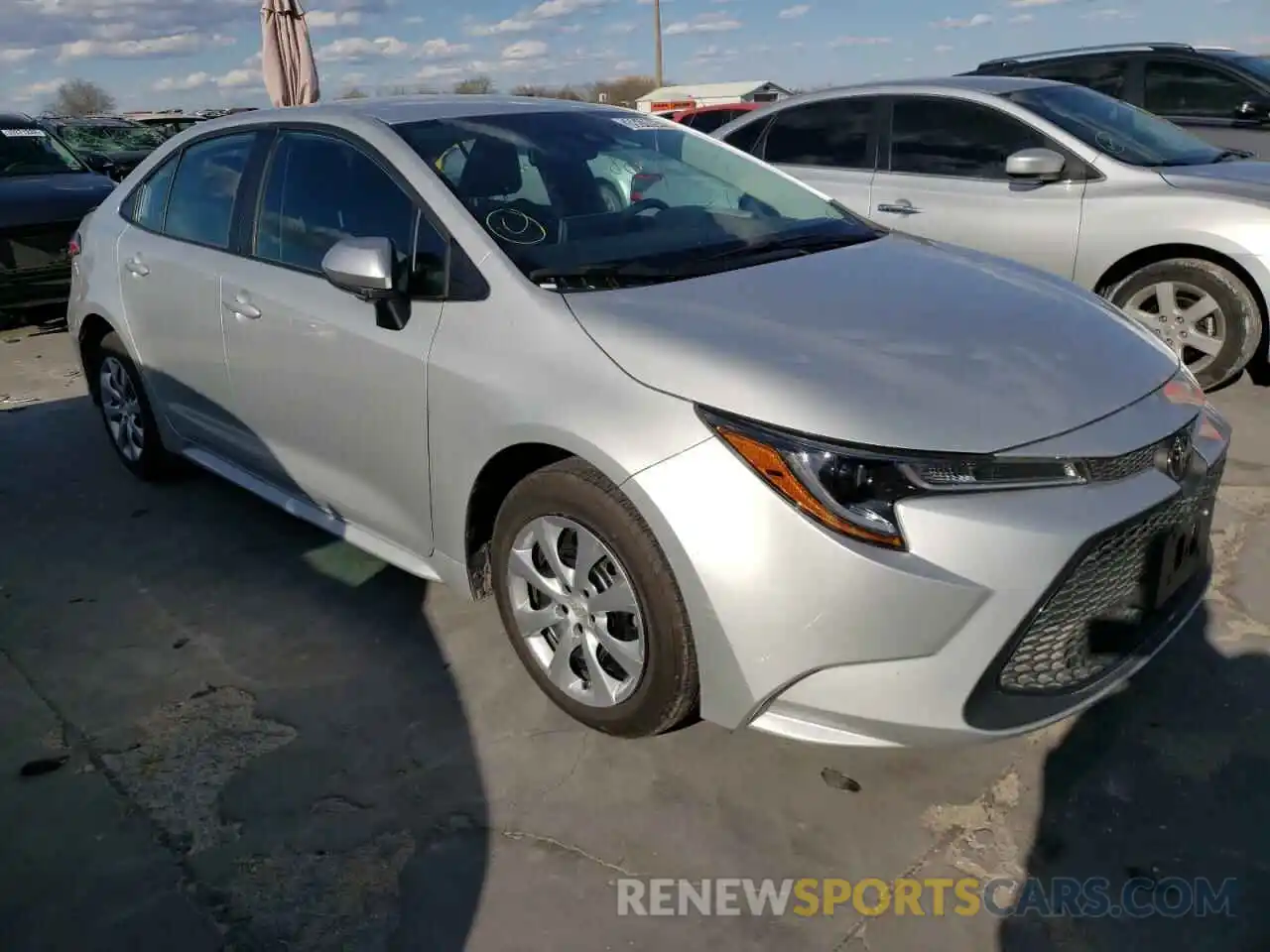 1 Photograph of a damaged car 5YFEPRAE4LP104386 TOYOTA COROLLA 2020