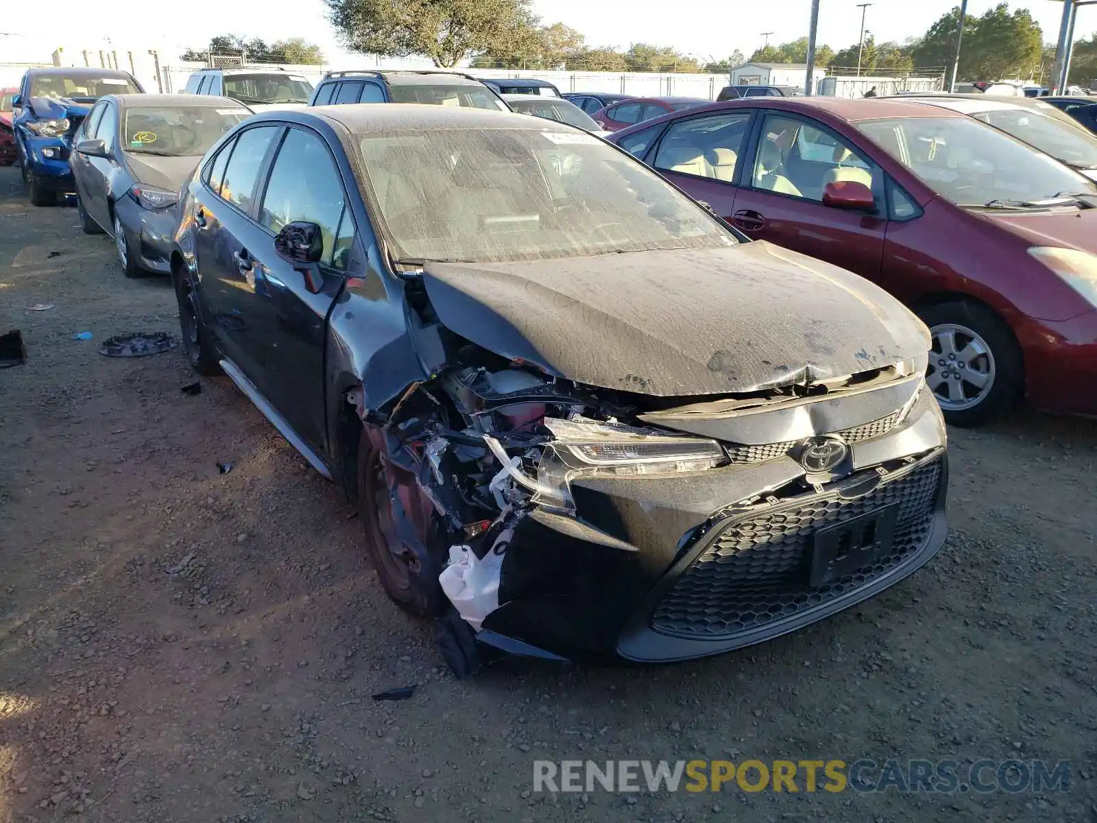 1 Photograph of a damaged car 5YFEPRAE4LP104436 TOYOTA COROLLA 2020