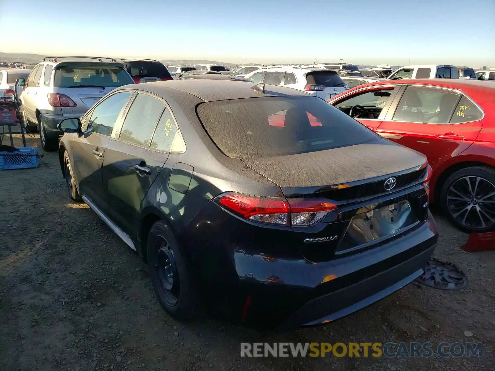 3 Photograph of a damaged car 5YFEPRAE4LP104436 TOYOTA COROLLA 2020