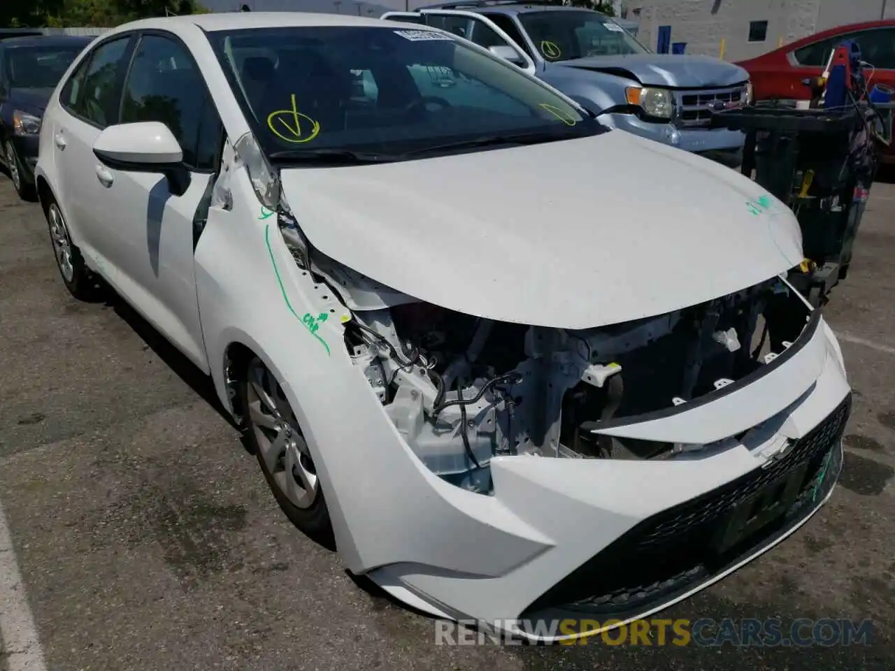 1 Photograph of a damaged car 5YFEPRAE4LP105019 TOYOTA COROLLA 2020