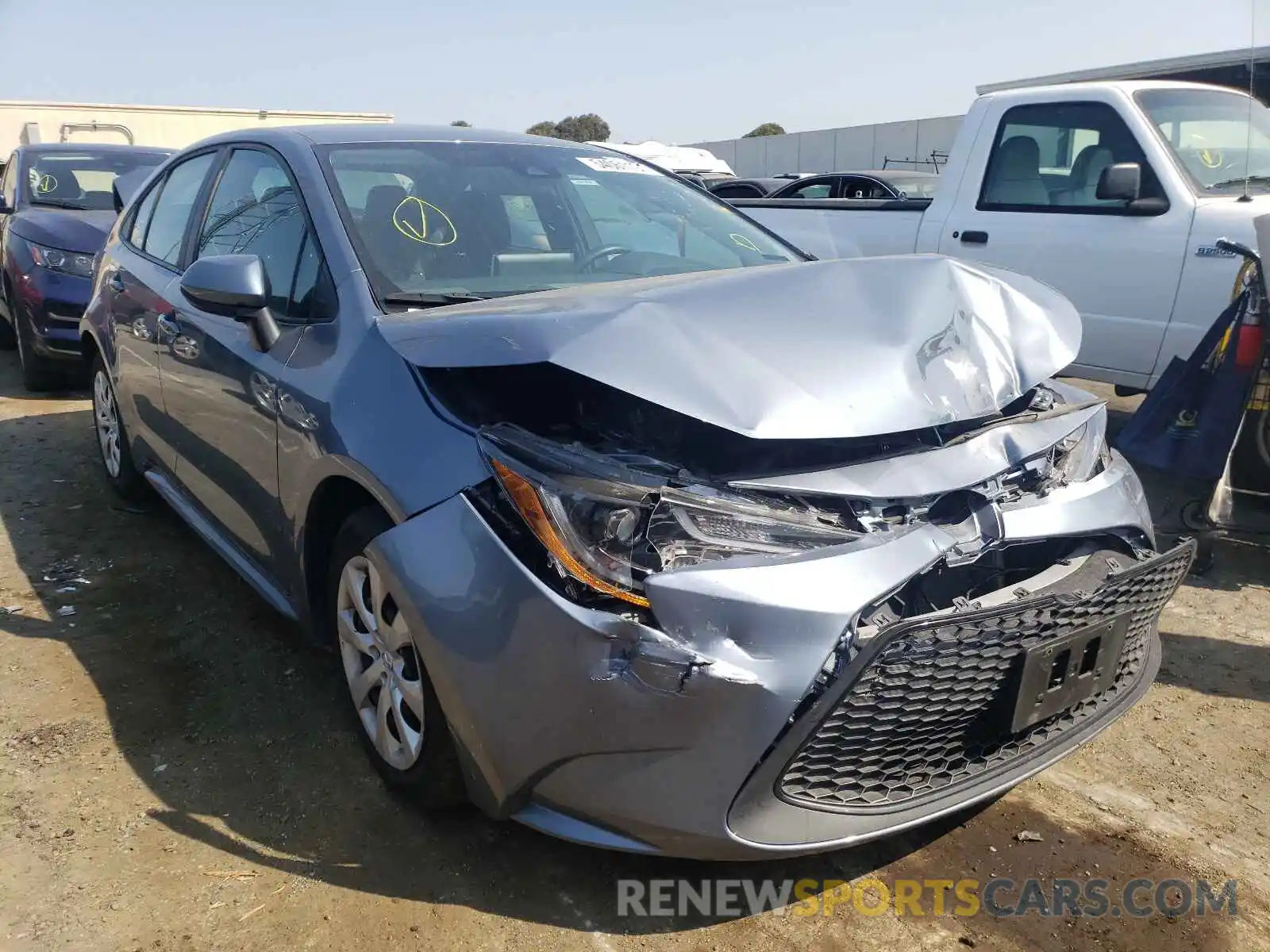 1 Photograph of a damaged car 5YFEPRAE4LP105389 TOYOTA COROLLA 2020