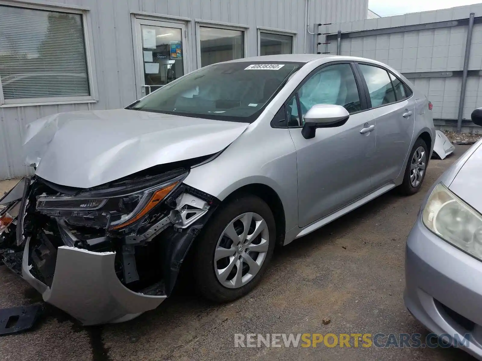 2 Photograph of a damaged car 5YFEPRAE4LP105666 TOYOTA COROLLA 2020