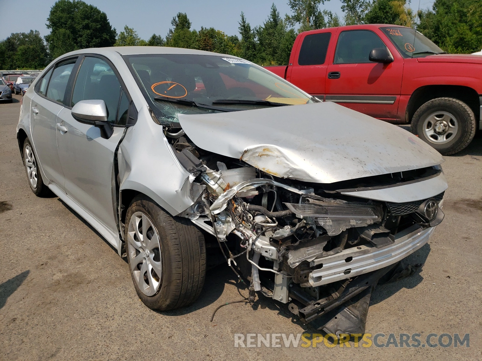 1 Photograph of a damaged car 5YFEPRAE4LP106011 TOYOTA COROLLA 2020