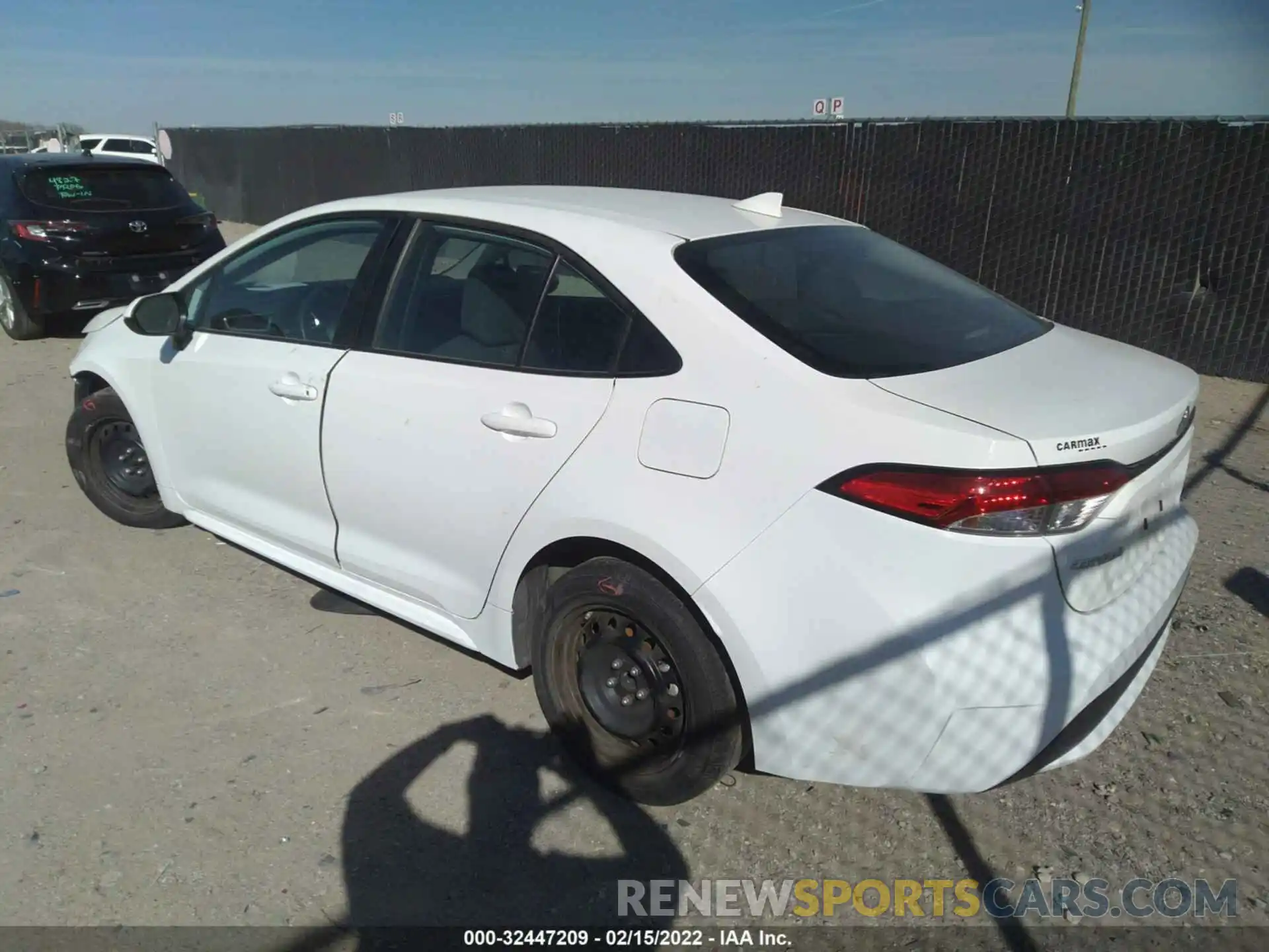 3 Photograph of a damaged car 5YFEPRAE4LP106185 TOYOTA COROLLA 2020