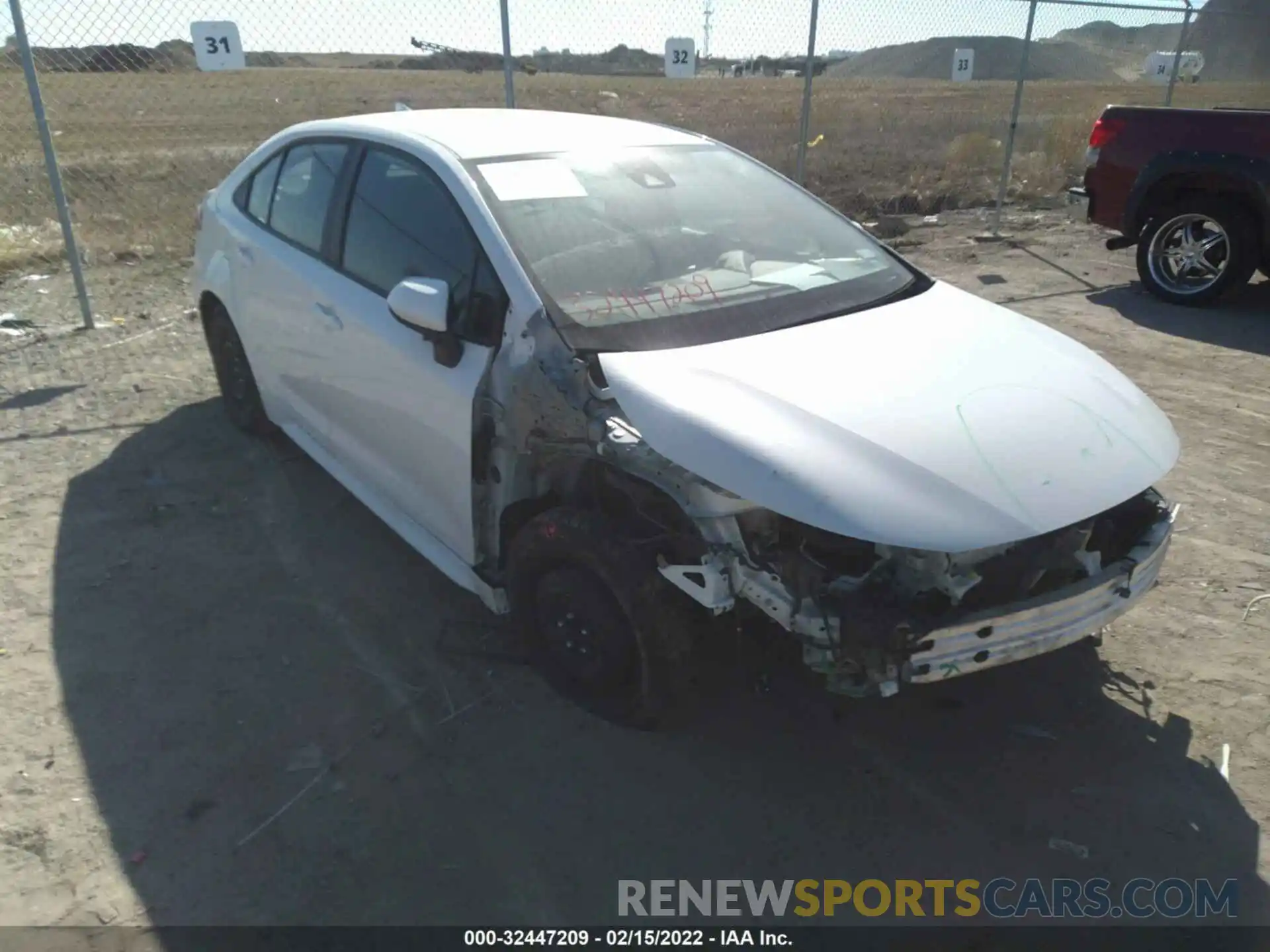 6 Photograph of a damaged car 5YFEPRAE4LP106185 TOYOTA COROLLA 2020