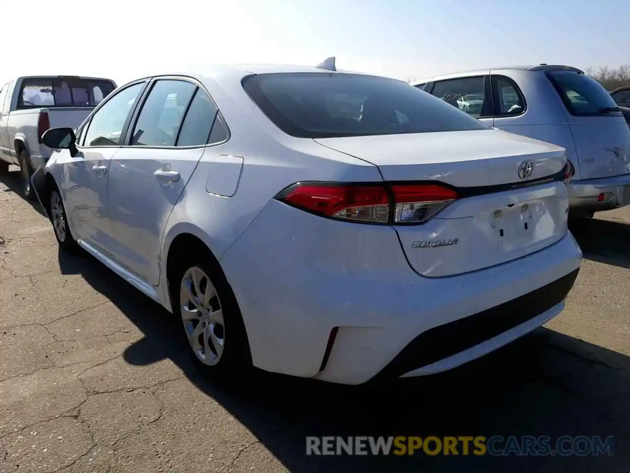 3 Photograph of a damaged car 5YFEPRAE4LP106526 TOYOTA COROLLA 2020