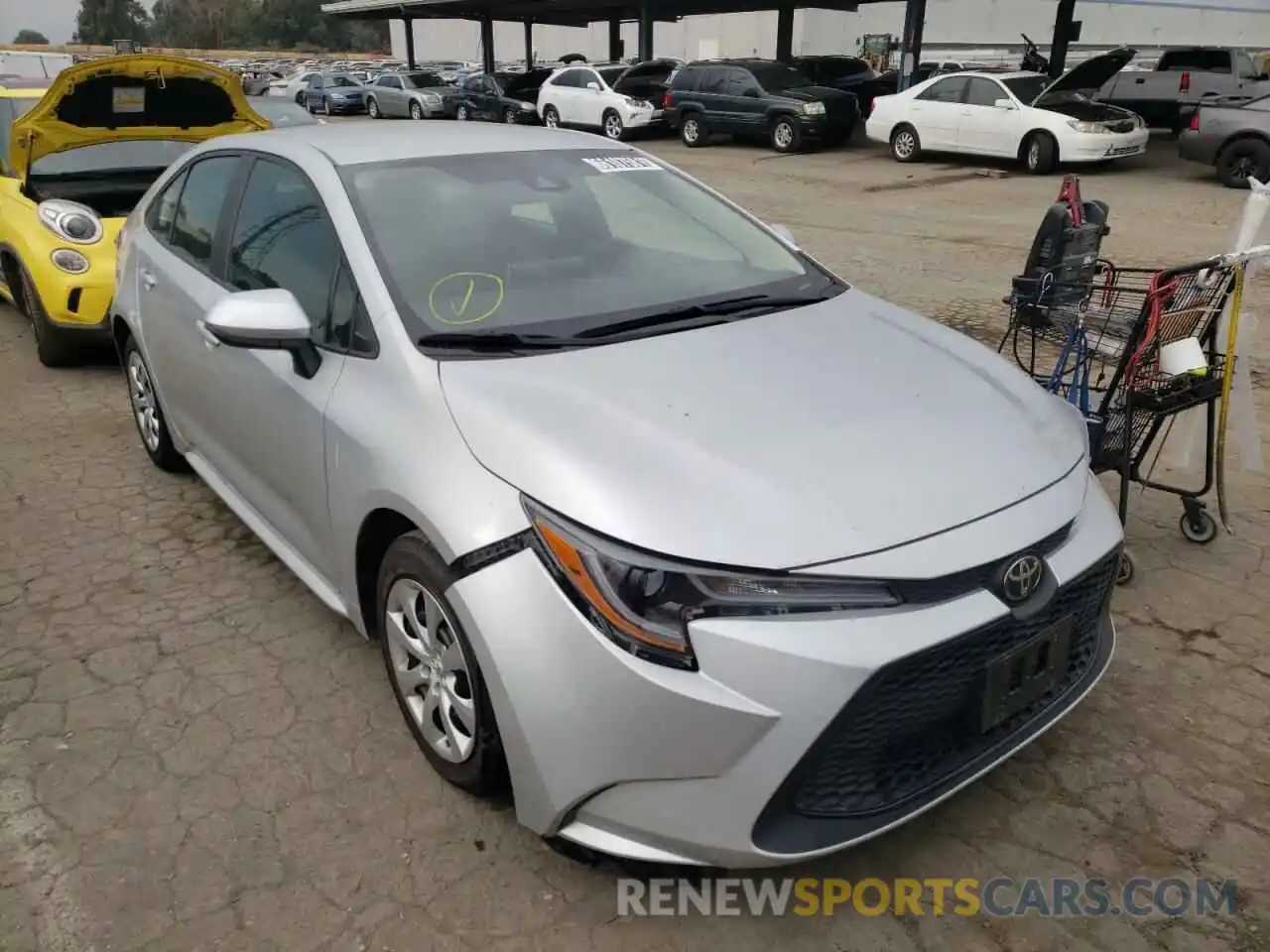 1 Photograph of a damaged car 5YFEPRAE4LP107062 TOYOTA COROLLA 2020