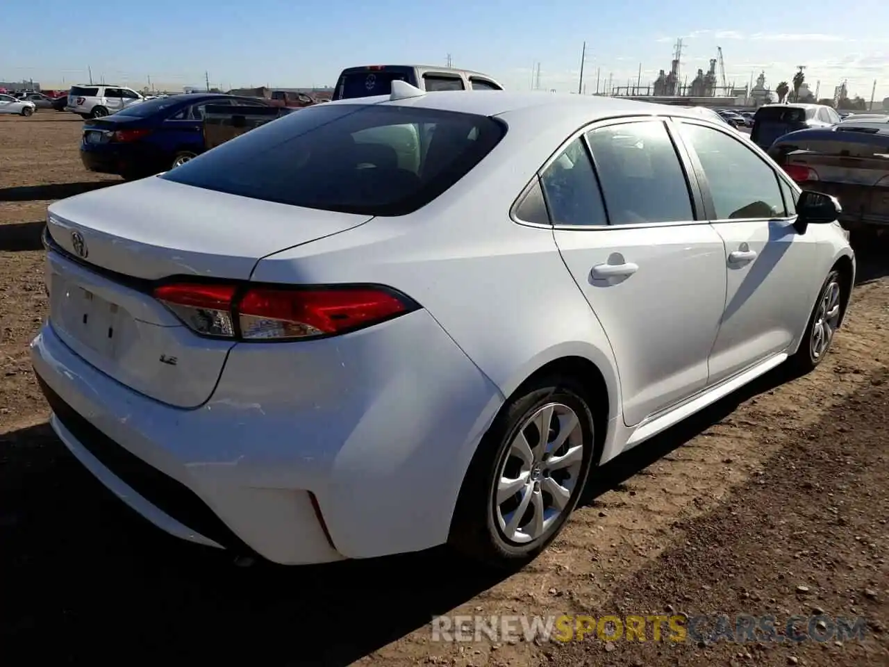 4 Photograph of a damaged car 5YFEPRAE4LP107112 TOYOTA COROLLA 2020