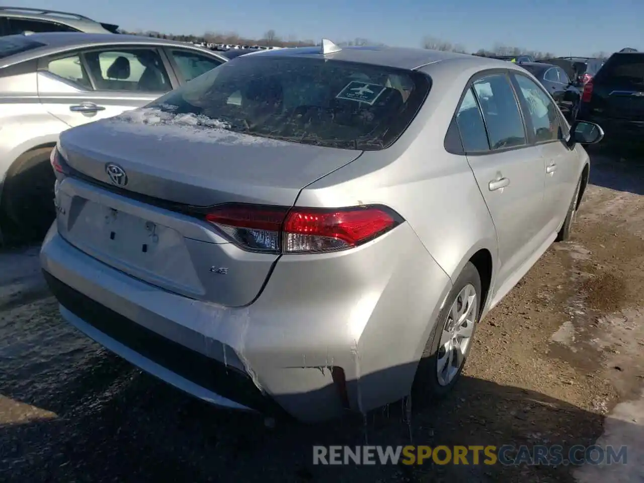 4 Photograph of a damaged car 5YFEPRAE4LP108762 TOYOTA COROLLA 2020