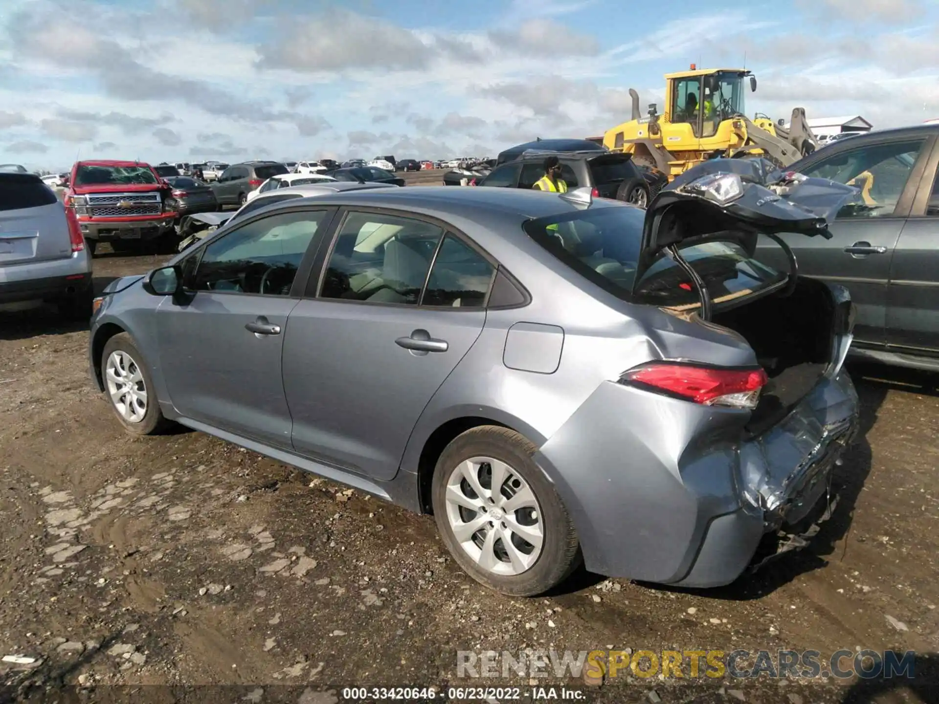 3 Photograph of a damaged car 5YFEPRAE4LP109104 TOYOTA COROLLA 2020