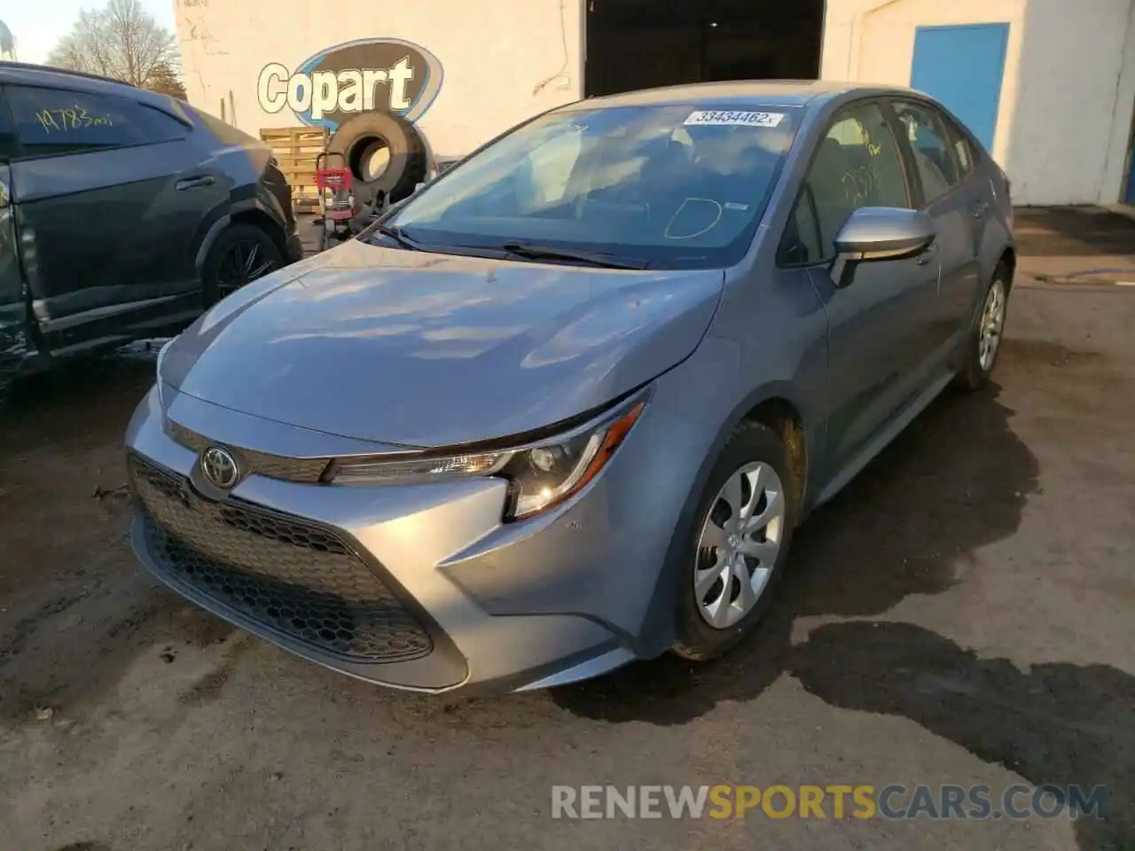 2 Photograph of a damaged car 5YFEPRAE4LP109992 TOYOTA COROLLA 2020