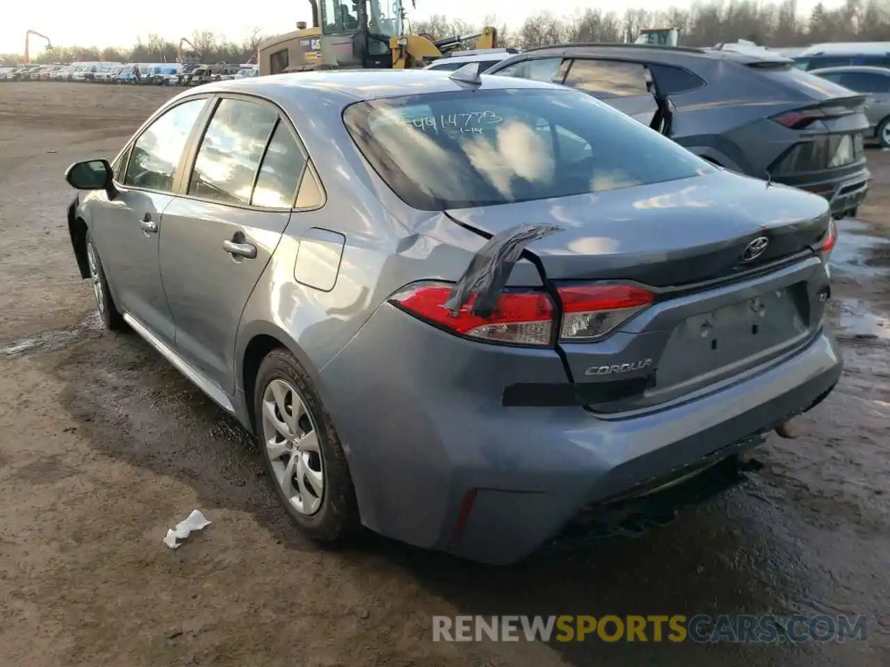 3 Photograph of a damaged car 5YFEPRAE4LP109992 TOYOTA COROLLA 2020